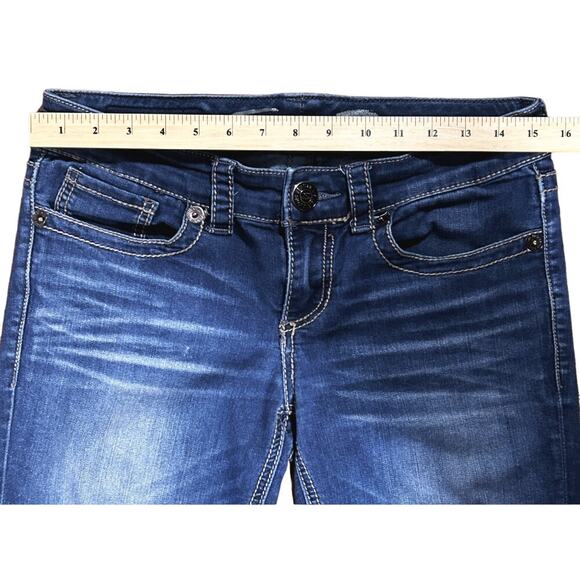 Seven7 Low-Rise Slim Fit Straight Leg Jeans Women's Size 6 - Picture 2 of 8